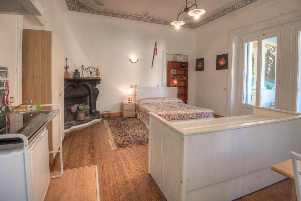 Casa Yin E Yang Leilighet Stresa Eksteriør bilde